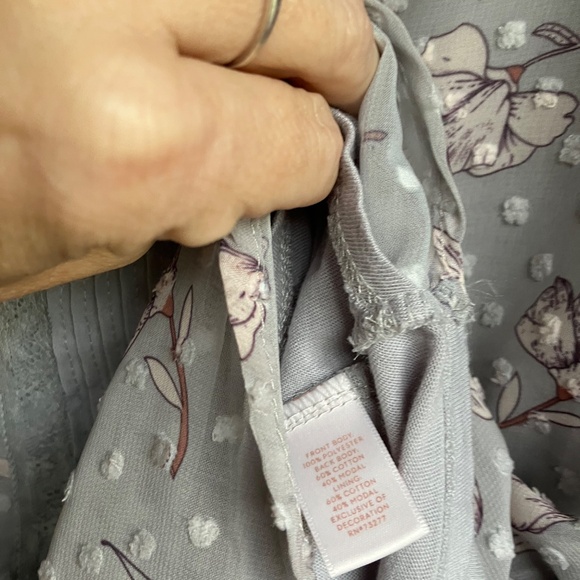 Lauren Conrad M Baby Slate Blue Dainty Sheer Top-Fully Lined - Picture 8 of 8